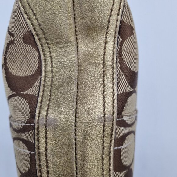 Vintage Coach Legacy Pouch Bag - Picture 11 of 14